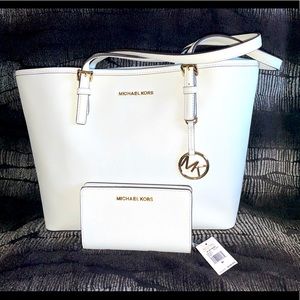 🤍BUNDLE🤍Michael Kors Tote and Wallet